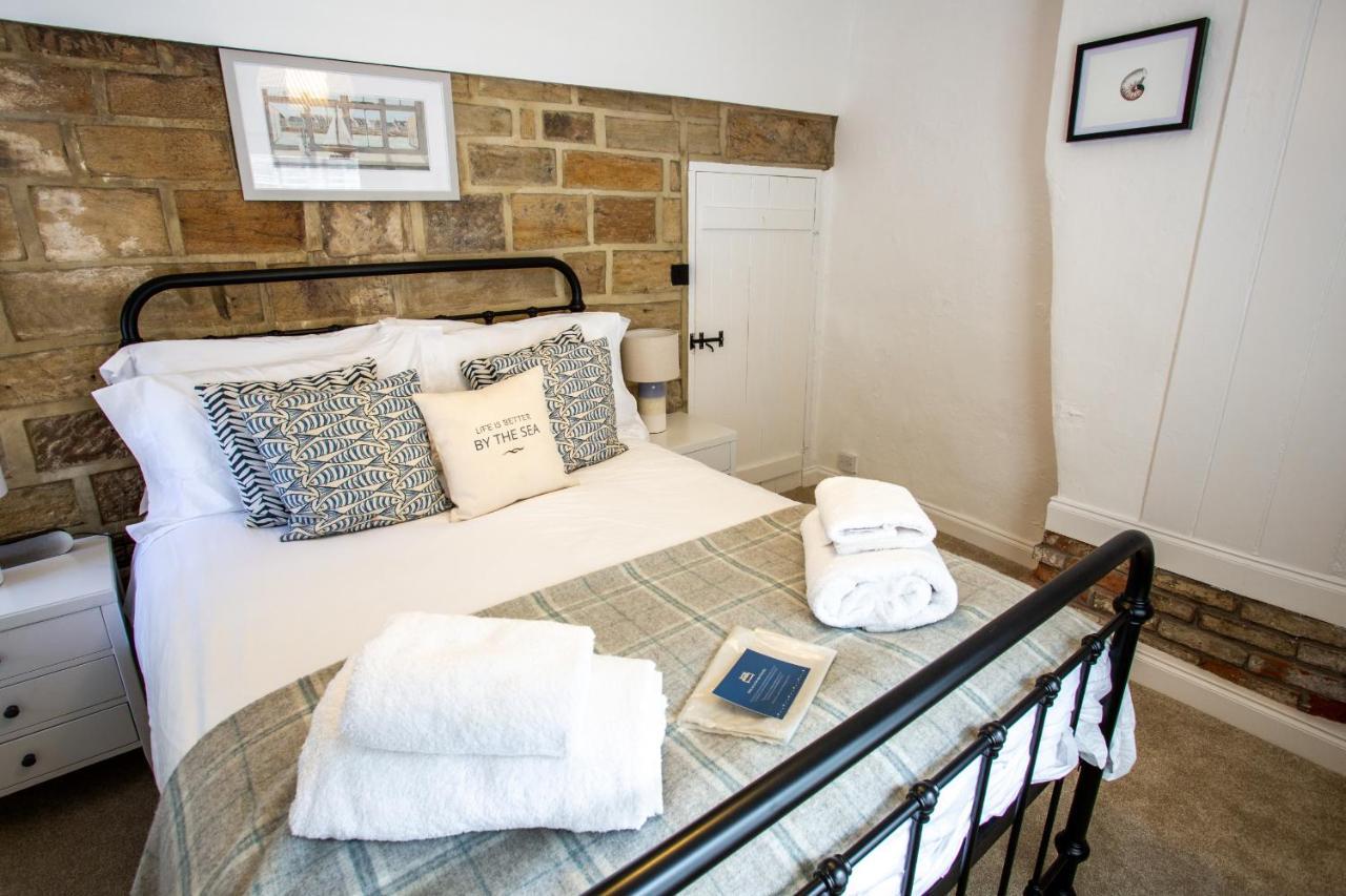 Whitby Boutique - Mast Cottage Экстерьер фото