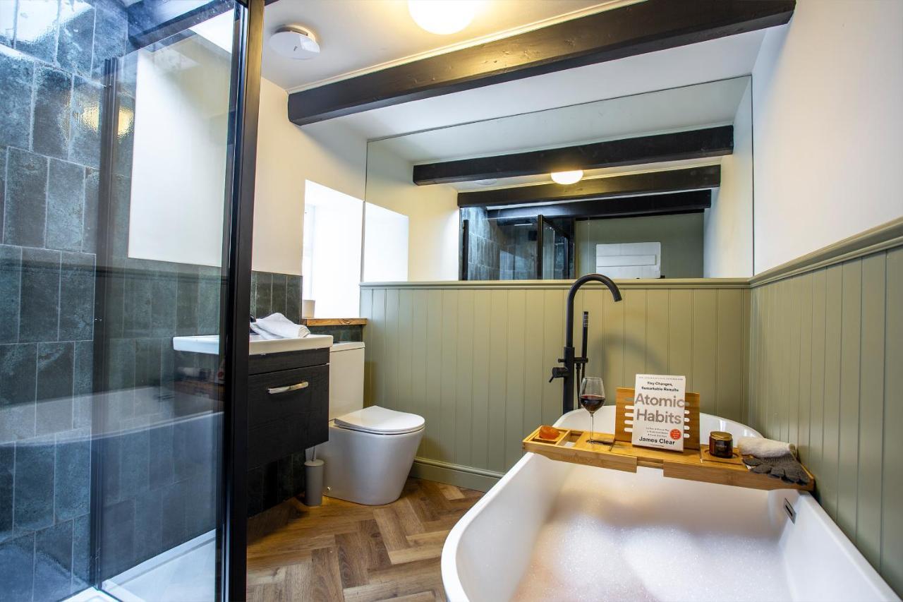 Whitby Boutique - Mast Cottage Экстерьер фото