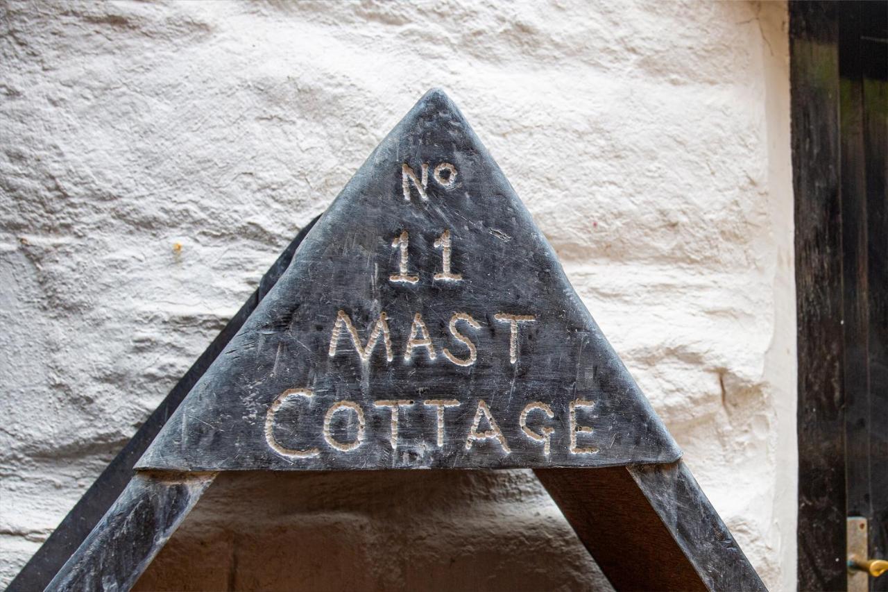 Whitby Boutique - Mast Cottage Экстерьер фото