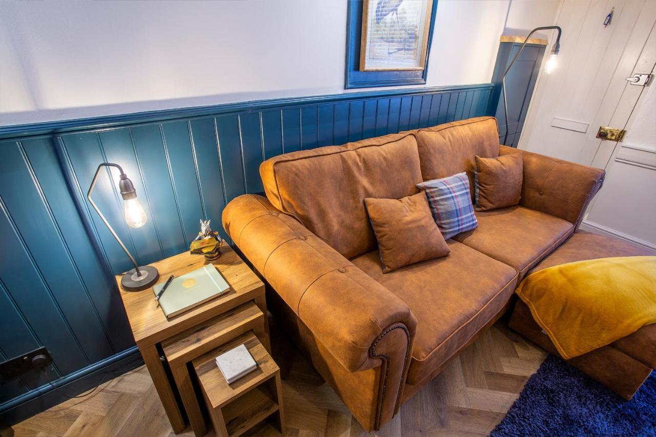 Whitby Boutique - Mast Cottage Экстерьер фото