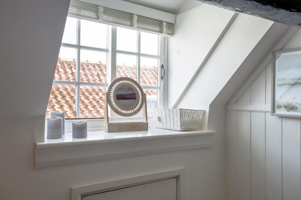 Whitby Boutique - Mast Cottage Экстерьер фото